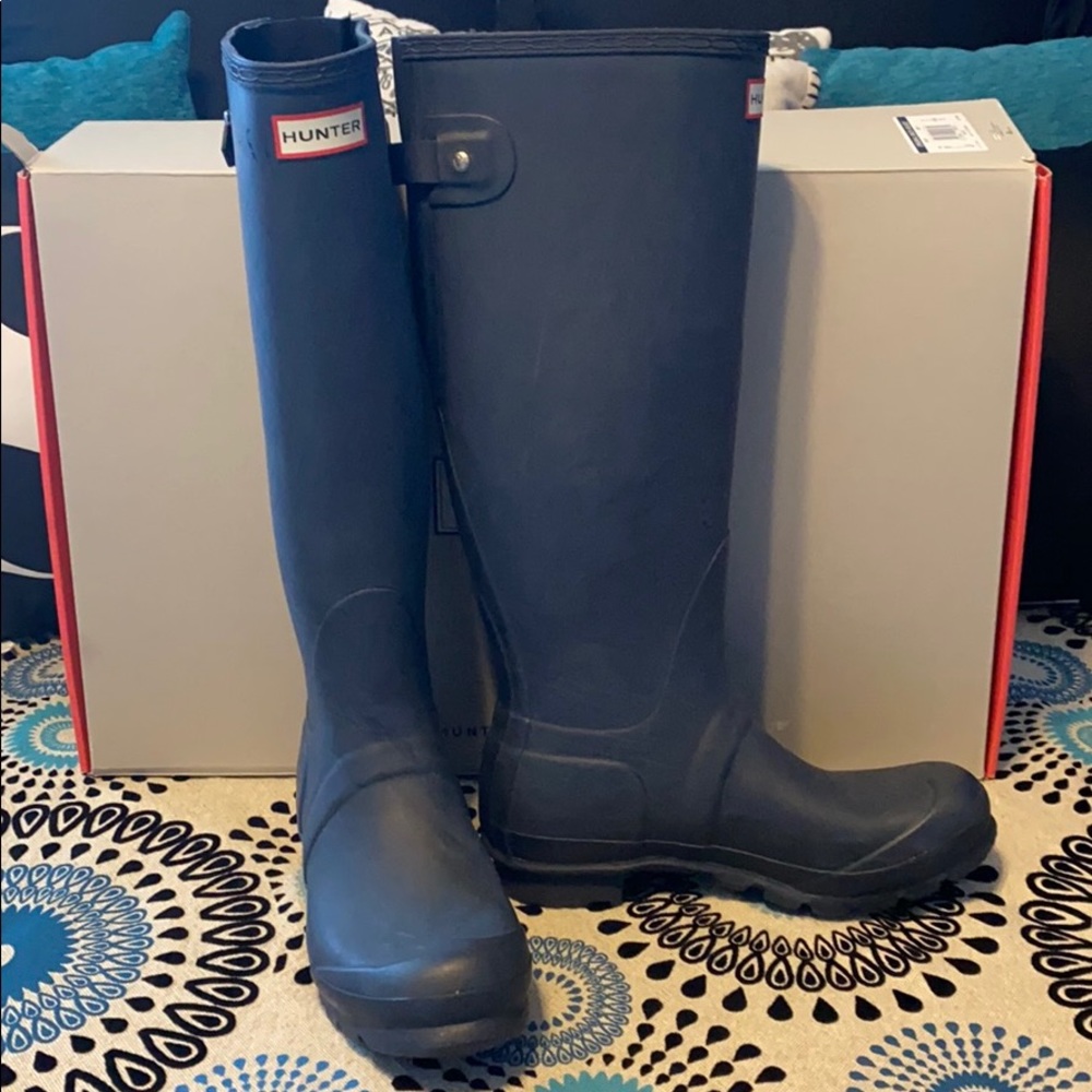 Hunter Adjustable Back Boot - image 2